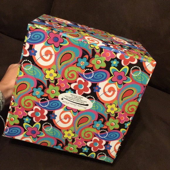 Colorful box - Picture 3 of 3